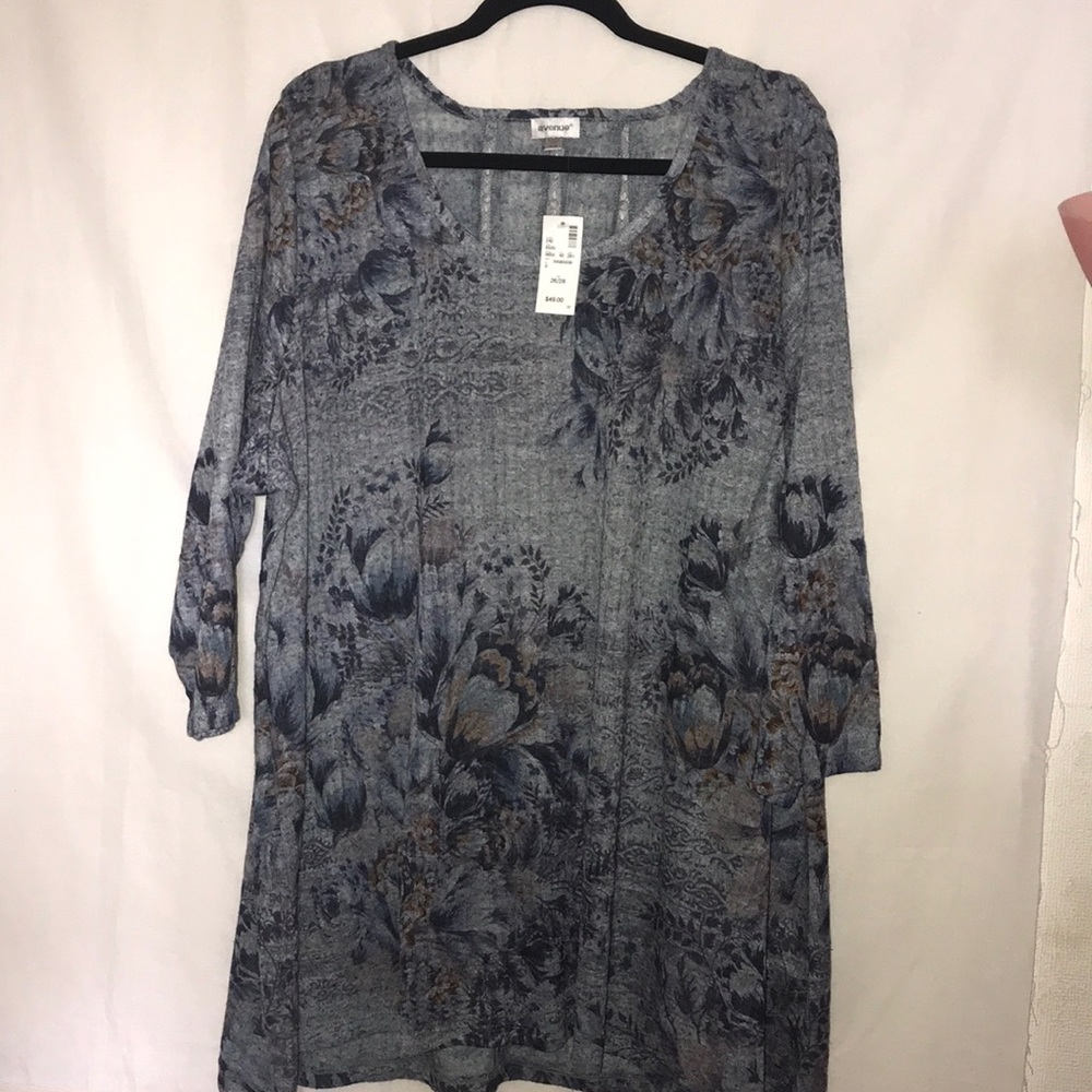 Blue/Gray Floral Top